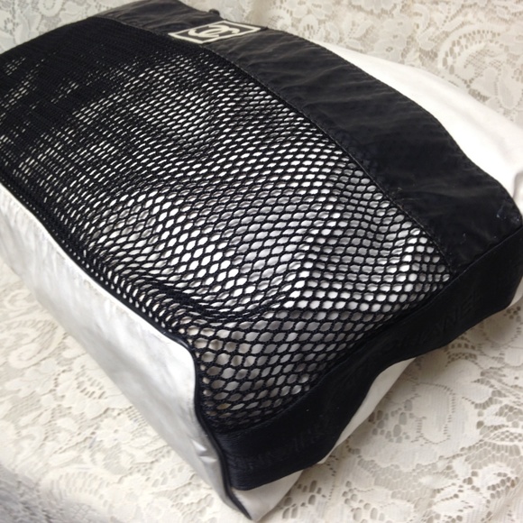 (SOLD) Chanel White-Black Large Weekend -Beach SBag-CB - Picture 11 of 16